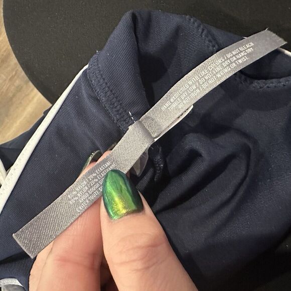 Women’s Aerie Plunge One Piece Swimsuit Navy Blue White Contrast Piping Size XL - Picture 8 of 11